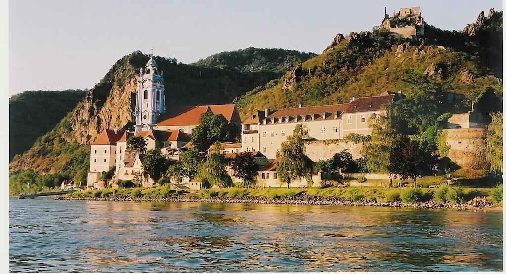 Winzerhof - Gaestehaus Stoeger Дюрнштайн Екстер'єр фото